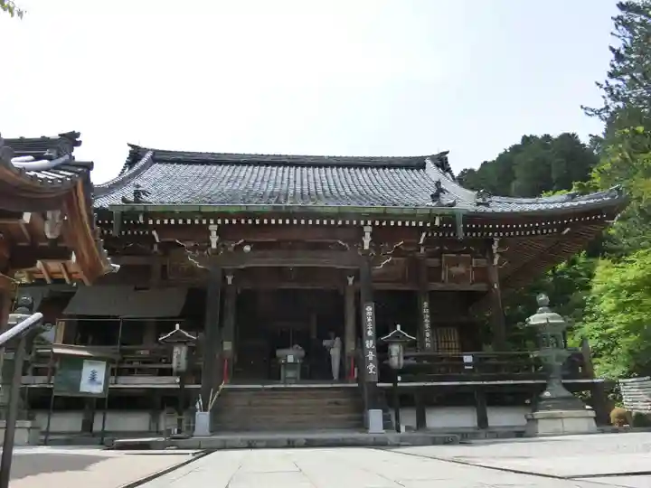 善峯寺の本殿・本堂