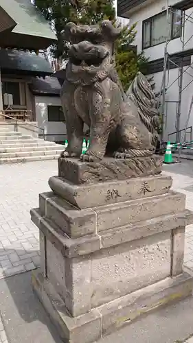 烈々布神社の狛犬