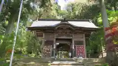 旦飯野神社の山門