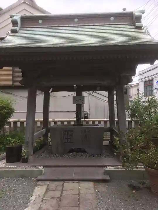 叶神社 (西叶神社)の手水舎