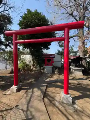 榎稲荷神社・蚕影神社の{uncategorized: "未分類", other: "その他", undefined: "問題あり", building: "その他建物", grave: "お墓", sacred_gate: "鳥居", guardian: "狛犬", statue: "像", buddha: "仏像", history: "歴史", nature: "自然", garden: "庭園", animal: "動物", pagoda: "塔", temizu: "手水舎", mountain_gate: "山門・神門", sanctuary: "本殿・本堂", subordinate: "末社・摂社", art: "芸術", scenery: "景色", jizo: "地蔵", ema: "絵馬", goshuin: "御朱印", omikuji: "おみくじ", items: "授与品その他", amulet: "お守り", goshuincho: "御朱印帳", eats: "食事", festival: "お祭り", votive_dance: "神楽", shichigosan: "七五三参", wedding: "結婚式", experience: "体験その他", initially: "初詣", around: "周辺", anti_infection: "感染症対策"}