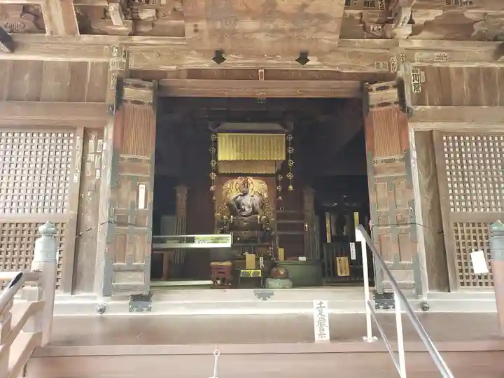 橘寺の本殿・本堂