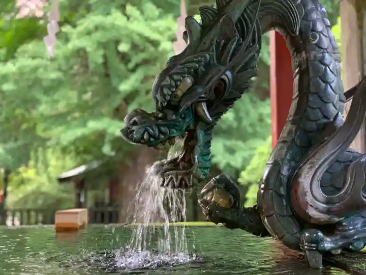 北口本宮冨士浅間神社の手水舎