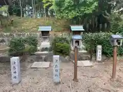 山神神社の建物その他