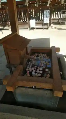 四條畷神社の手水舎