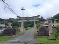 諏訪神社の鳥居