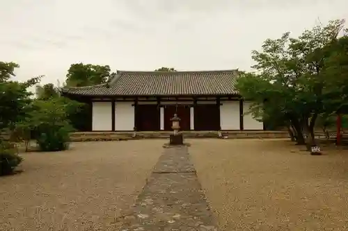 新薬師寺の本殿