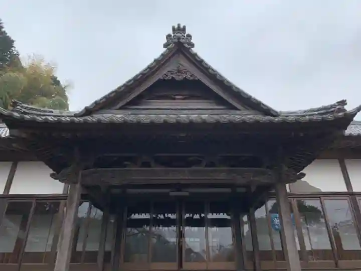 成願寺の本殿・本堂