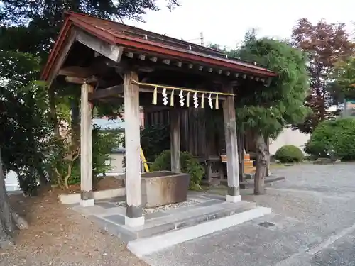 諏訪神社の手水舎