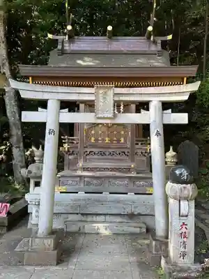 高尾山薬王院の末社・摂社