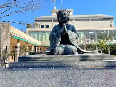 霊巌寺(東京都)