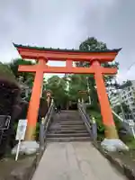 穴八幡宮の鳥居