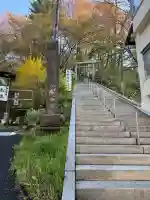 白根神社の{uncategorized: "未分類", other: "その他", undefined: "問題あり", building: "その他建物", grave: "お墓", sacred_gate: "鳥居", guardian: "狛犬", statue: "像", buddha: "仏像", history: "歴史", nature: "自然", garden: "庭園", animal: "動物", pagoda: "塔", temizu: "手水舎", mountain_gate: "山門・神門", sanctuary: "本殿・本堂", subordinate: "末社・摂社", art: "芸術", scenery: "景色", jizo: "地蔵", ema: "絵馬", goshuin: "御朱印", omikuji: "おみくじ", items: "授与品その他", amulet: "お守り", goshuincho: "御朱印帳", eats: "食事", festival: "お祭り", votive_dance: "神楽", shichigosan: "七五三参", wedding: "結婚式", experience: "体験その他", initially: "初詣", around: "周辺", anti_infection: "感染症対策"}