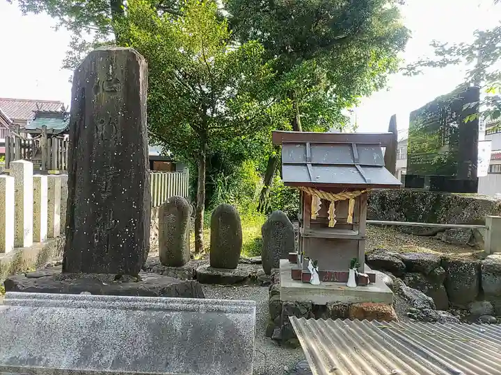 柏森神社の末社・摂社