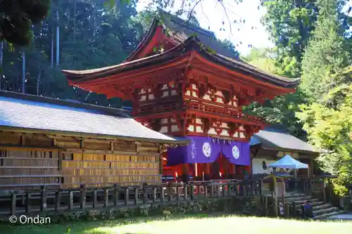 丹生都比売神社の山門・神門