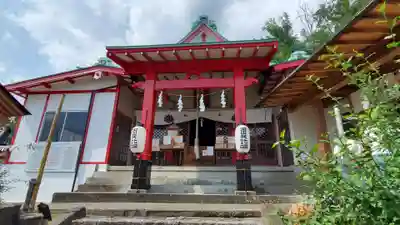 差出磯大嶽山神社 仕事と健康と厄よけの神さまの本殿・本堂
