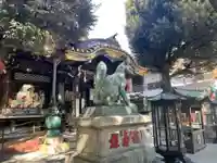 豊川稲荷東京別院の狛犬