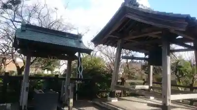 春日神社の手水舎