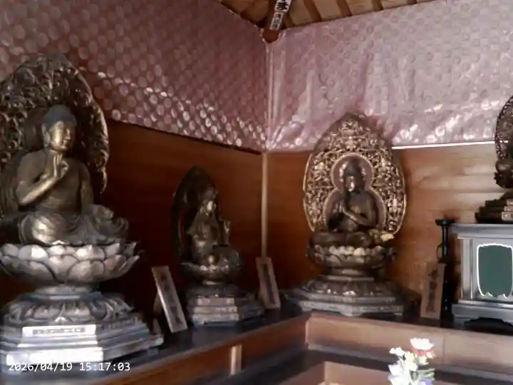 神門寺の{uncategorized: "未分類", other: "その他", undefined: "問題あり", building: "その他建物", grave: "お墓", sacred_gate: "鳥居", guardian: "狛犬", statue: "像", buddha: "仏像", history: "歴史", nature: "自然", garden: "庭園", animal: "動物", pagoda: "塔", temizu: "手水舎", mountain_gate: "山門・神門", sanctuary: "本殿・本堂", subordinate: "末社・摂社", art: "芸術", scenery: "景色", jizo: "地蔵", ema: "絵馬", goshuin: "御朱印", omikuji: "おみくじ", items: "授与品その他", amulet: "お守り", goshuincho: "御朱印帳", eats: "食事", festival: "お祭り", votive_dance: "神楽", shichigosan: "七五三参", wedding: "結婚式", experience: "体験その他", initially: "初詣", around: "周辺", anti_infection: "感染症対策"}