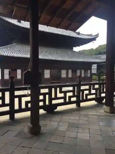 萬福寺の本殿・本堂