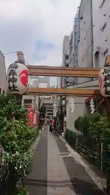 烏森神社の鳥居