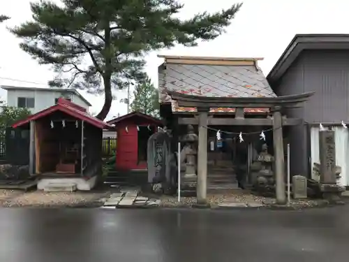 弘前八幡宮の鳥居