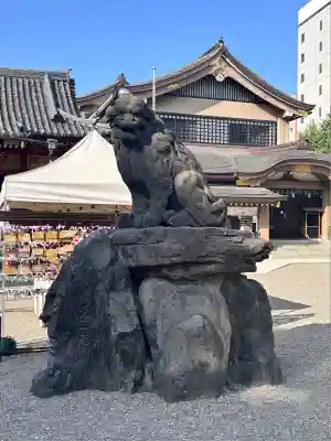浅草神社の狛犬