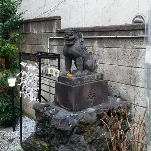 末廣神社の狛犬