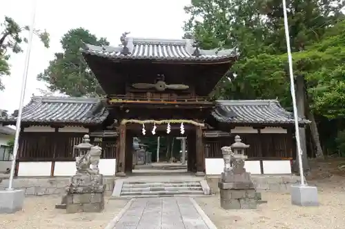 矢田坐久志玉比古神社の山門・神門
