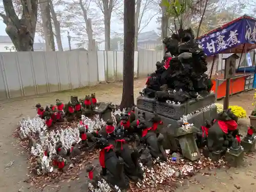 笠間稲荷神社の狛犬