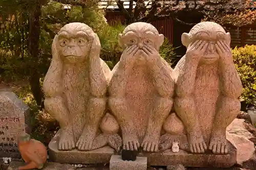 大山神社（自転車神社・耳明神社）の像