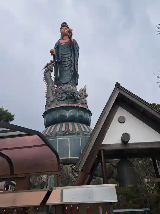香山昇竜大観音(福岡県)