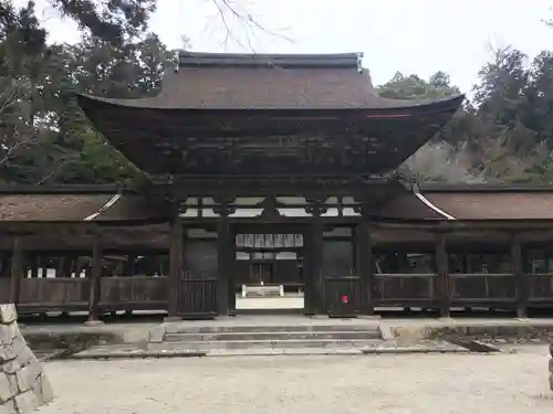 油日神社の山門