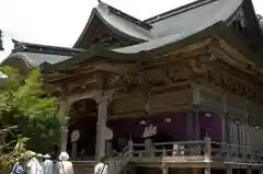 成相寺の本殿