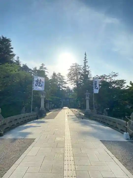 上杉神社の{uncategorized: "未分類", other: "その他", undefined: "問題あり", building: "その他建物", grave: "お墓", sacred_gate: "鳥居", guardian: "狛犬", statue: "像", buddha: "仏像", history: "歴史", nature: "自然", garden: "庭園", animal: "動物", pagoda: "塔", temizu: "手水舎", mountain_gate: "山門・神門", sanctuary: "本殿・本堂", subordinate: "末社・摂社", art: "芸術", scenery: "景色", jizo: "地蔵", ema: "絵馬", goshuin: "御朱印", omikuji: "おみくじ", items: "授与品その他", amulet: "お守り", goshuincho: "御朱印帳", eats: "食事", festival: "お祭り", votive_dance: "神楽", shichigosan: "七五三参", wedding: "結婚式", experience: "体験その他", initially: "初詣", around: "周辺", anti_infection: "感染症対策"}