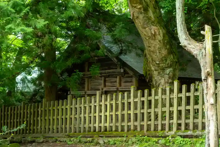 諏訪大社上社前宮(長野県)