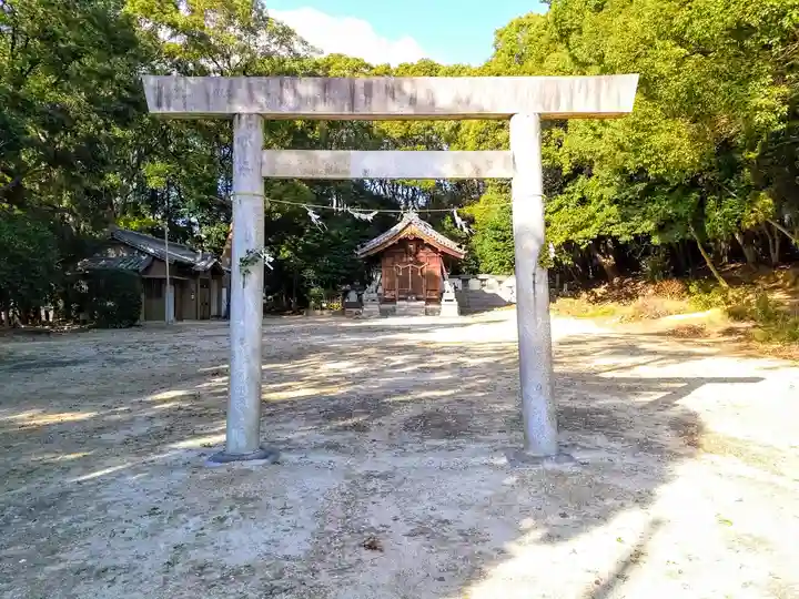 神明社(三ツ屋神明社)の鳥居