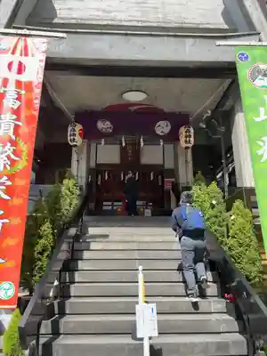 烏森神社の本殿・本堂
