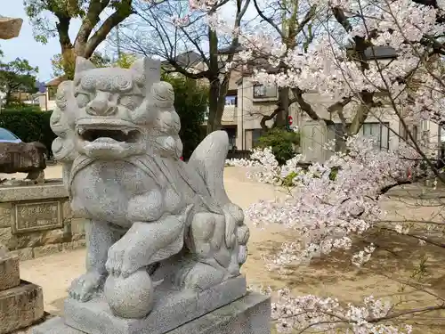 證誠神社の狛犬