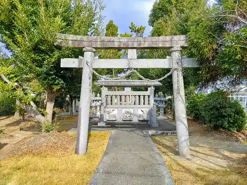 八幡社の鳥居