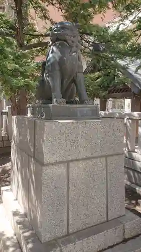 三吉神社の狛犬