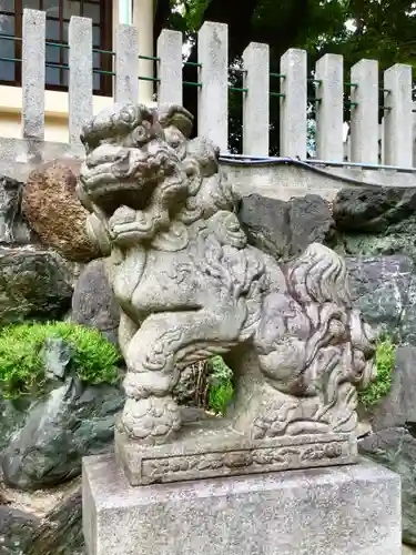 神明社（伊勢山神明社）の狛犬