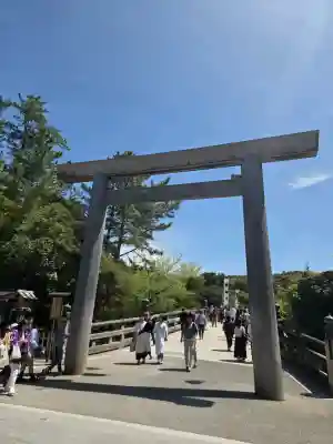 伊勢神宮内宮（皇大神宮）の{uncategorized: "未分類", other: "その他", undefined: "問題あり", building: "その他建物", grave: "お墓", sacred_gate: "鳥居", guardian: "狛犬", statue: "像", buddha: "仏像", history: "歴史", nature: "自然", garden: "庭園", animal: "動物", pagoda: "塔", temizu: "手水舎", mountain_gate: "山門・神門", sanctuary: "本殿・本堂", subordinate: "末社・摂社", art: "芸術", scenery: "景色", jizo: "地蔵", ema: "絵馬", goshuin: "御朱印", omikuji: "おみくじ", items: "授与品その他", amulet: "お守り", goshuincho: "御朱印帳", eats: "食事", festival: "お祭り", votive_dance: "神楽", shichigosan: "七五三参", wedding: "結婚式", experience: "体験その他", initially: "初詣", around: "周辺", anti_infection: "感染症対策"}