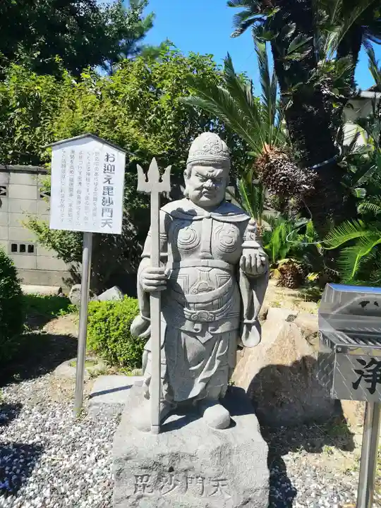 香西寺の像