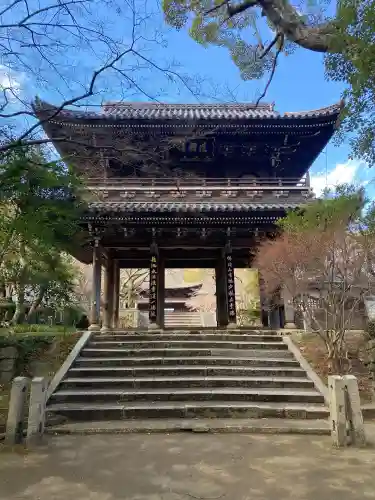 功山寺の{uncategorized: "未分類", other: "その他", undefined: "問題あり", building: "その他建物", grave: "お墓", sacred_gate: "鳥居", guardian: "狛犬", statue: "像", buddha: "仏像", history: "歴史", nature: "自然", garden: "庭園", animal: "動物", pagoda: "塔", temizu: "手水舎", mountain_gate: "山門・神門", sanctuary: "本殿・本堂", subordinate: "末社・摂社", art: "芸術", scenery: "景色", jizo: "地蔵", ema: "絵馬", goshuin: "御朱印", omikuji: "おみくじ", items: "授与品その他", amulet: "お守り", goshuincho: "御朱印帳", eats: "食事", festival: "お祭り", votive_dance: "神楽", shichigosan: "七五三参", wedding: "結婚式", experience: "体験その他", initially: "初詣", around: "周辺", anti_infection: "感染症対策"}