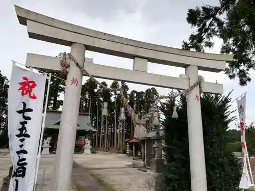 鹿嶋三嶋神社の鳥居