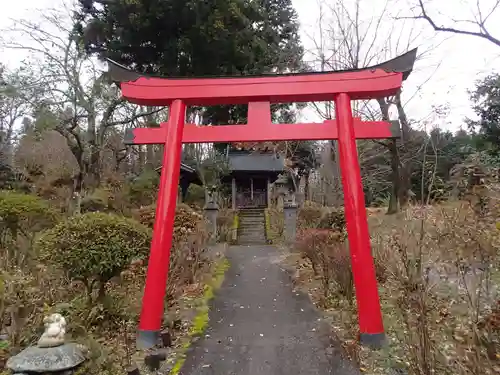 三春駒神社の鳥居