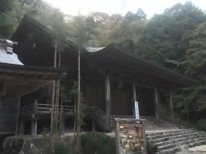 赤井嶽薬師 常福寺の本殿・本堂