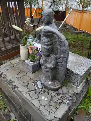 雲慶院の末社・摂社