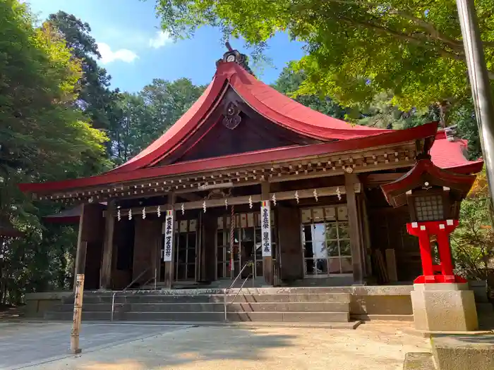 霊山神社の本殿